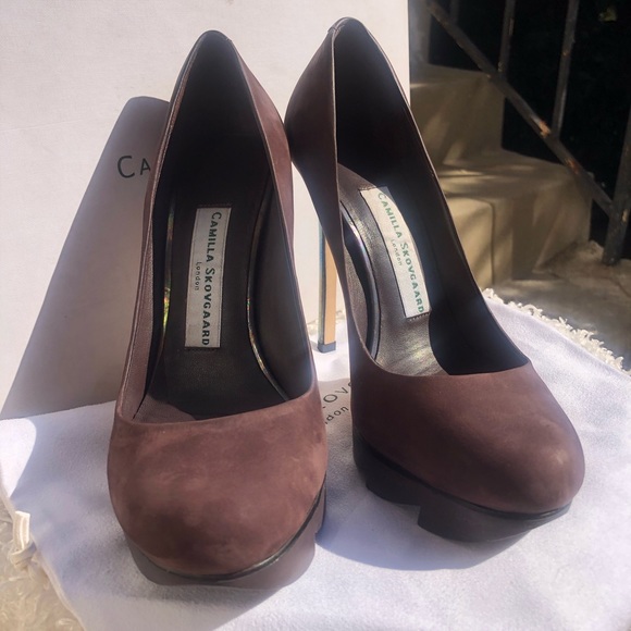 Camilla Skovgaard Pumps with "Saw" Platform, Metal Effect Heels. US 7, Euro 37. - Picture 2 of 14